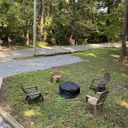 סביירוויל Tranquil Valley Retreat Cabin מראה חיצוני תמונה