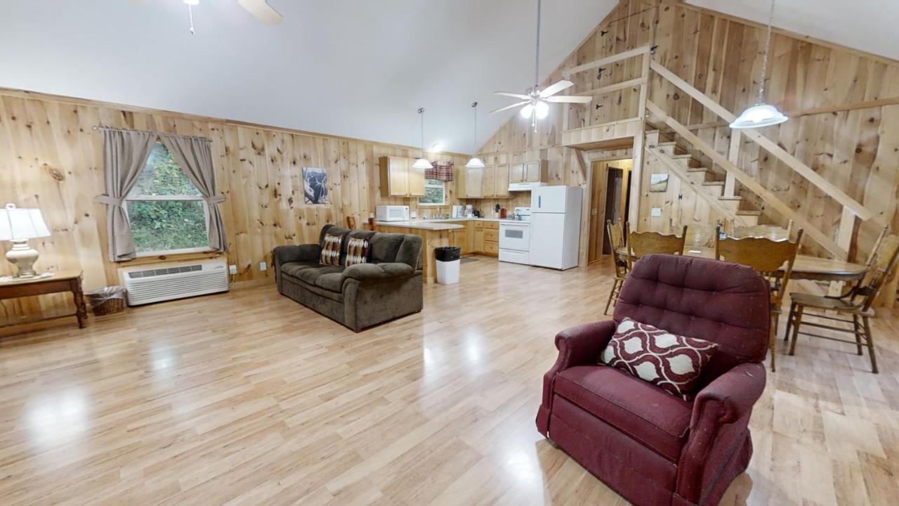 סביירוויל Tranquil Valley Retreat Cabin מראה חיצוני תמונה